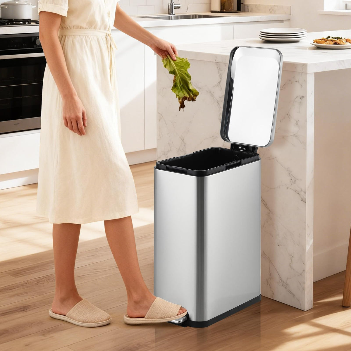 13 Gallon Stainless Steel Slim Kitchen Trash Can V521611